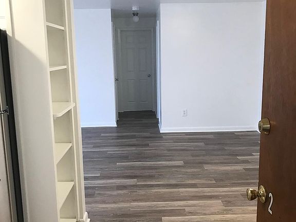 4th image of 2832 Nichols St APT 6