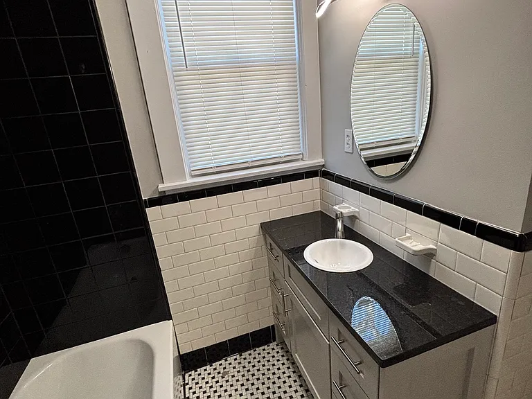 203 Maryland Ave #2 — Photo 41