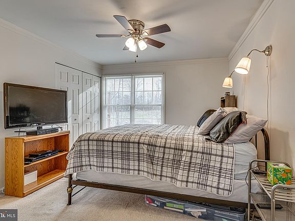 5th image of 7204 Aquinas Ave