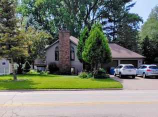 2050 Hilltop Dr, Green Bay, WI 54313