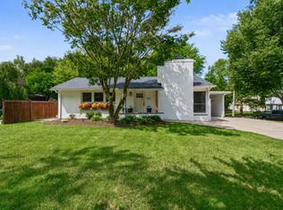 1521 Lake Grove Ave SE, East Grand Rapids, MI 49506