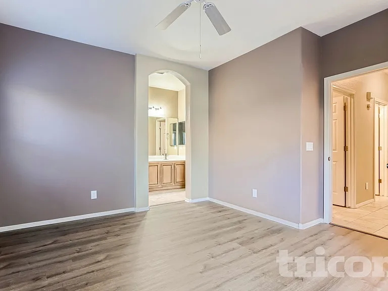 44 S Greenfield Rd — Photo 12