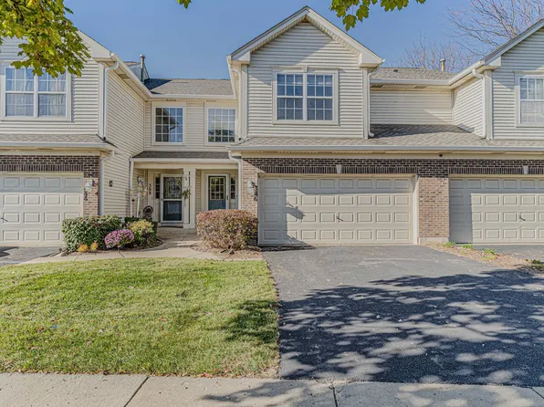 386 Gladstone Ln, Elgin, IL 60120