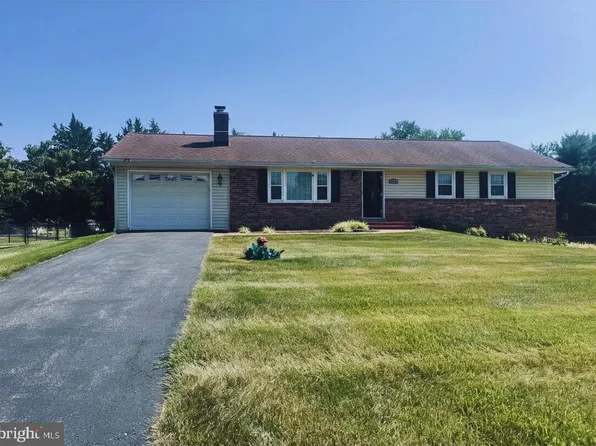 5757 Woodville Rd, Mount Airy, MD 21771