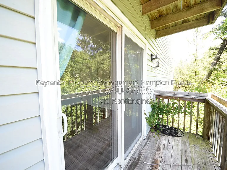 9716 7th Bay St #301 — Photo 22