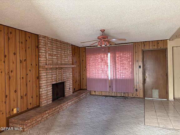 3rd image of 3012 Sea Breeze Dr