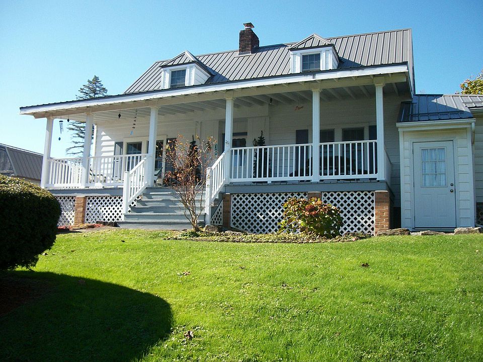 1st image of 306 S Main St