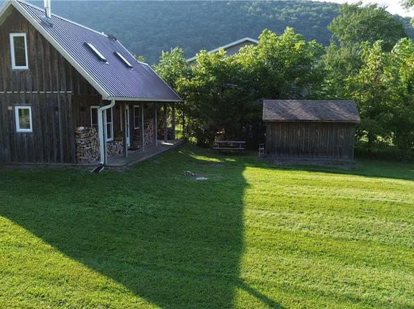 1877 Green Lake Rd, Preble, NY 13141