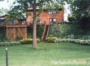 13472 S Horrell Rd, Fenton, MI 48430