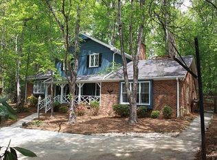 109 Amesbury Ln, Cary, NC 27511