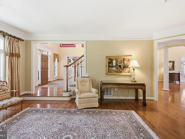 14140 Seneca Rd — Photo 15