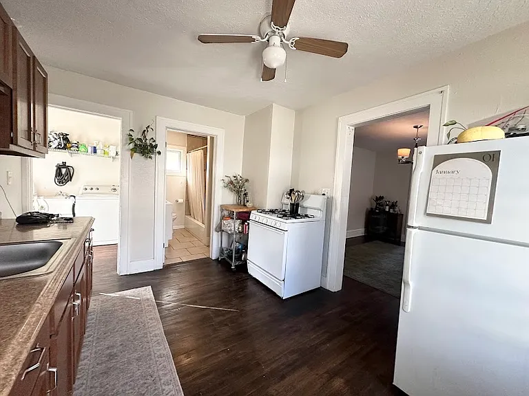 4309 Apple Ave #UP — Photo 14