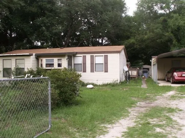 112 Hillcrest Rd, Satsuma, FL 32189