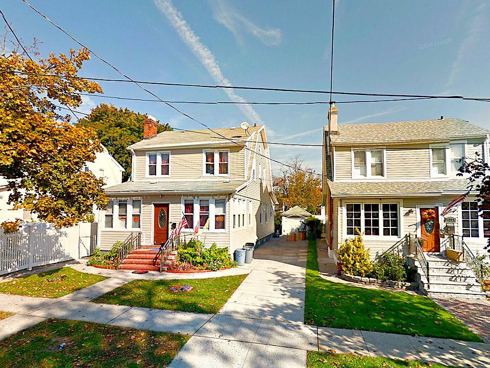 2nd image of 8929 191st St