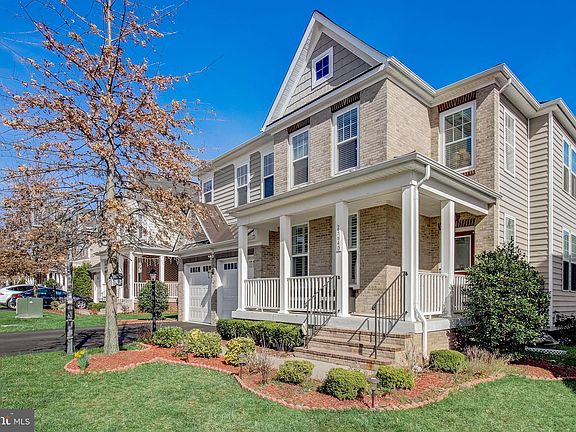 3rd image of 23640 Memorial Heights Ct