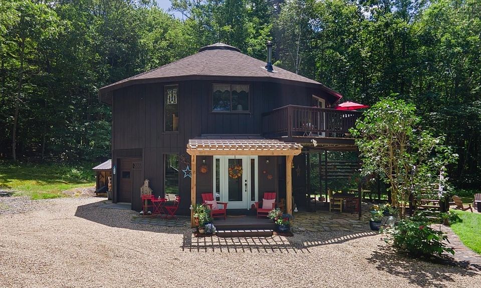 1st image of 332 Eaton Rd