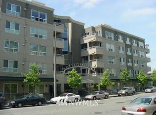 925 110th Ave NE APT 402, Bellevue, WA 98004