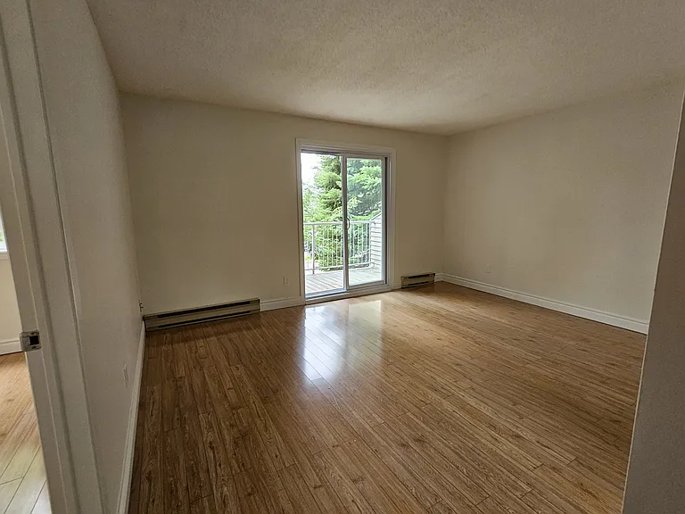 250 Brittany Dr #207 — Photo 3