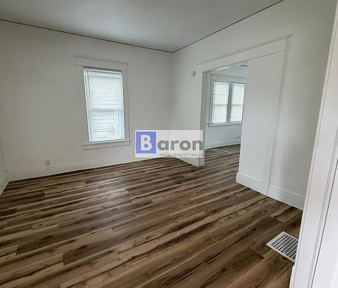 1145 Portage Ave — Photo 4
