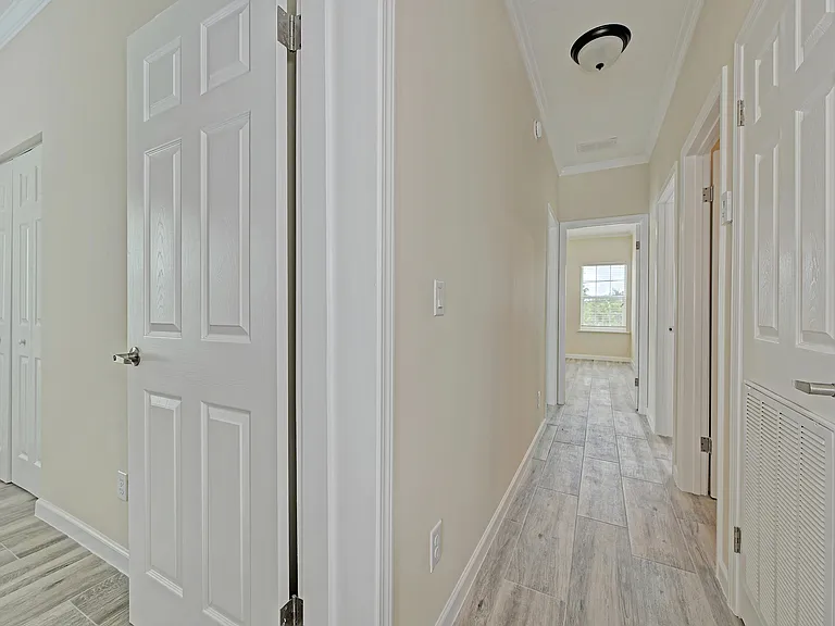 21 E Circle Dr #B — Photo 16