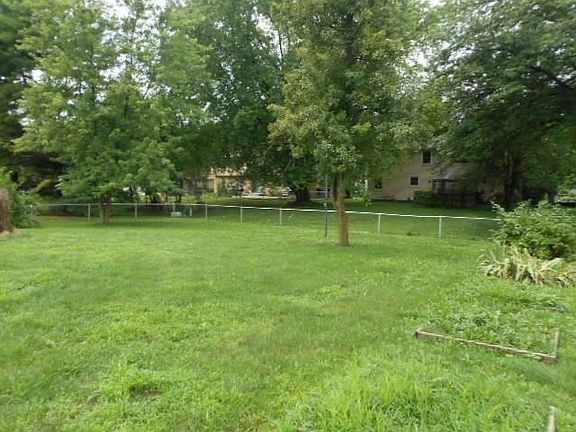 2nd image of 508 Brentwood Dr E