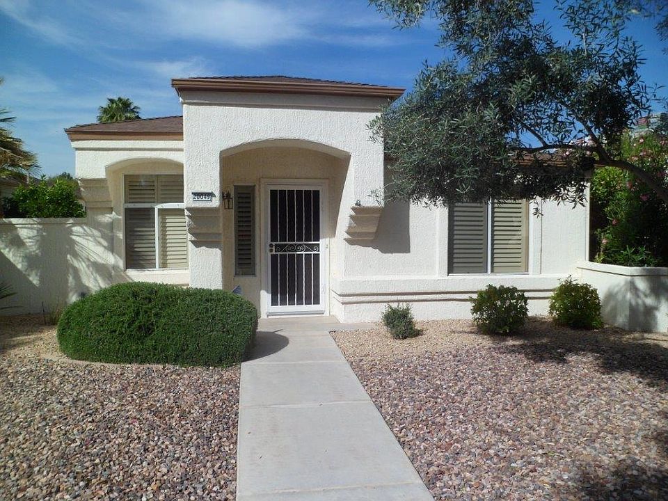 1st image of 20049 N Greenview Dr