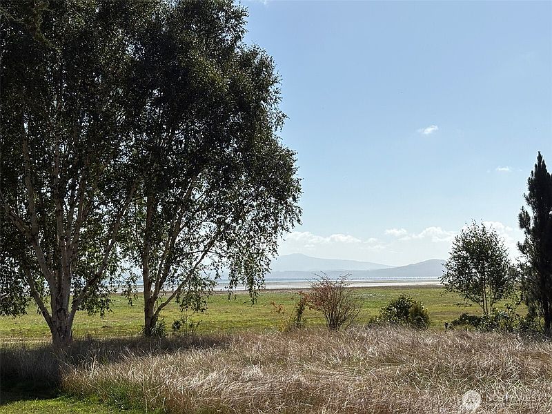 3rd image of 33880 Territory Road