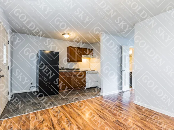 2404 State St, New Castle, IN