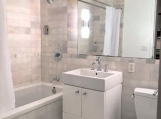 635 W 42nd St APT 28K, New York, NY 10036