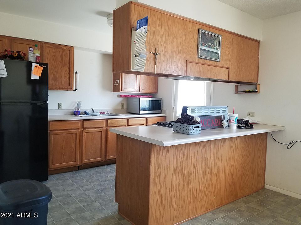 2nd image of 1941 Mesa Cir