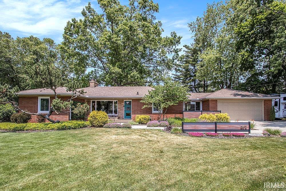 2812 Greenleaf Blvd, Elkhart, IN 46514 Zillow