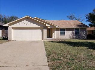 3712 Memphis Ln, Fort Worth, TX 76133