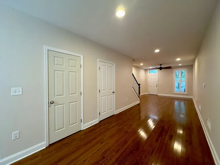 1022 McDonogh St — Photo 5