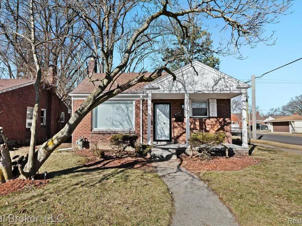 20127 Vaughan St, Detroit, MI 48219