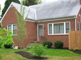 300 N High St, Gordonsville, VA 22942
