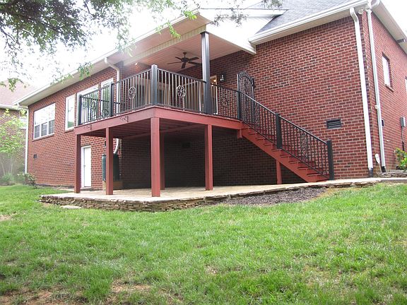 3rd image of 2536 Cushing Ave