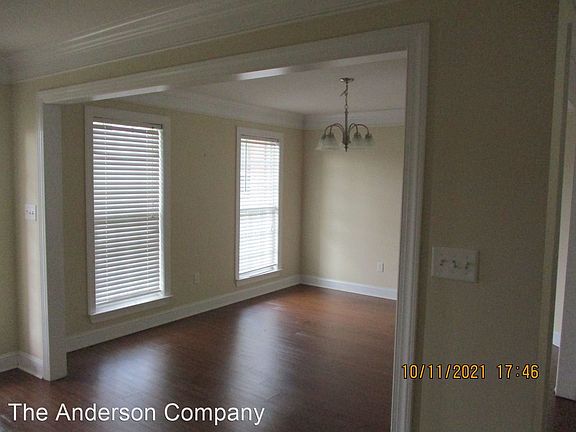 4th image of 149 White Oak Dr