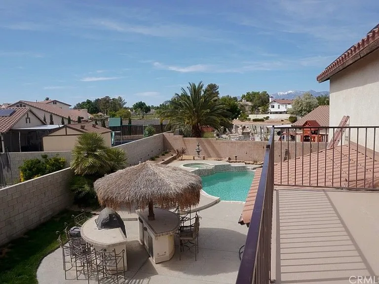 12661 Shorewood Ln — Photo 24