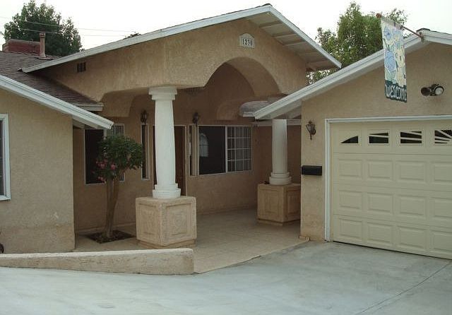 5 BedRooms!!!