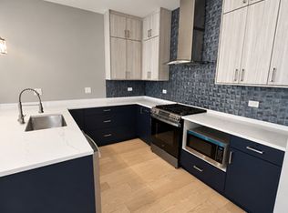4950 S Michigan Ave #3, Chicago, IL 60615