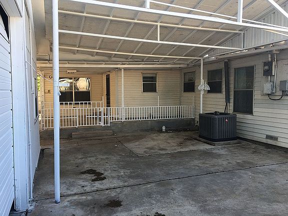 5th image of 1436 Lakeside Dr