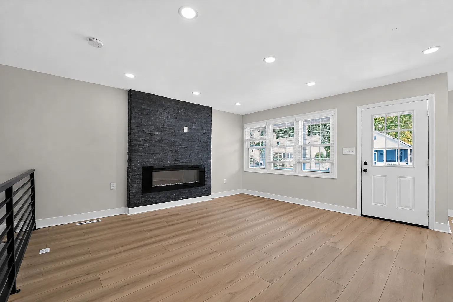 4 bed, 1791 sqft, $3,385 — Photo 3