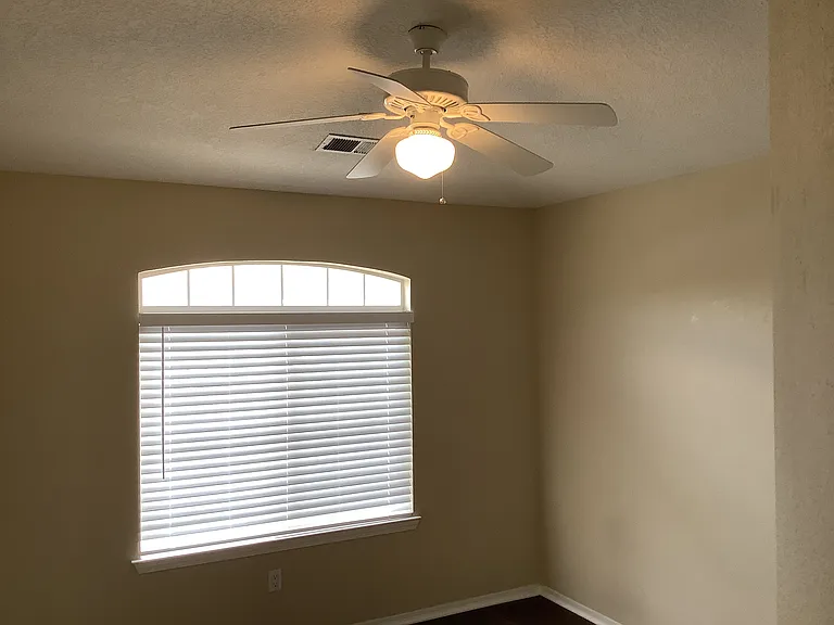 6609 Country Hills Ct NW — Photo 19
