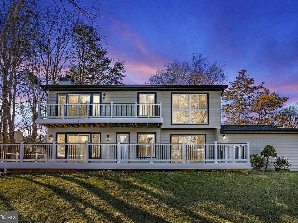 1st image of 481 Woodshire Ln