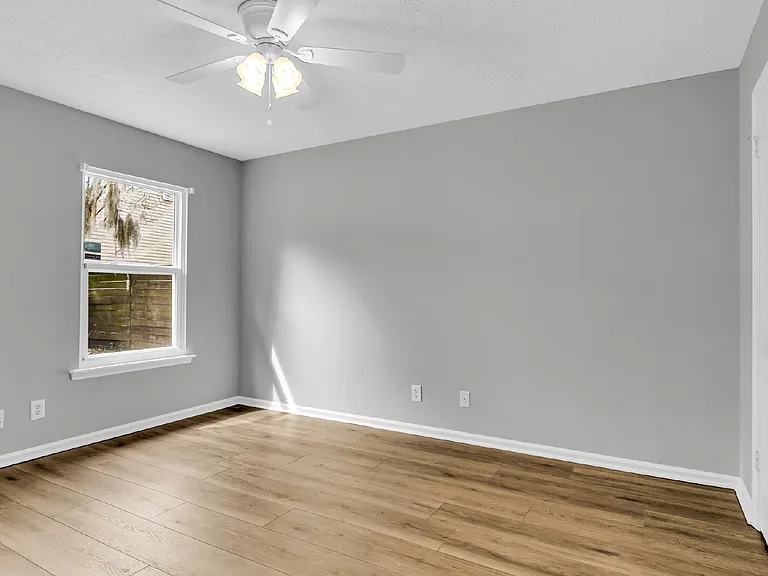 123 Peachtree Dr — Photo 30