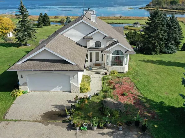 1 West Ave #205, Buck Lake, AB T0C 0T0