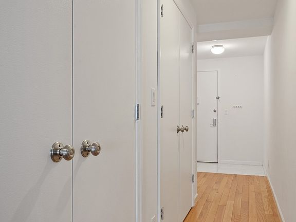 5th image of 189 Avenue C APT 6A