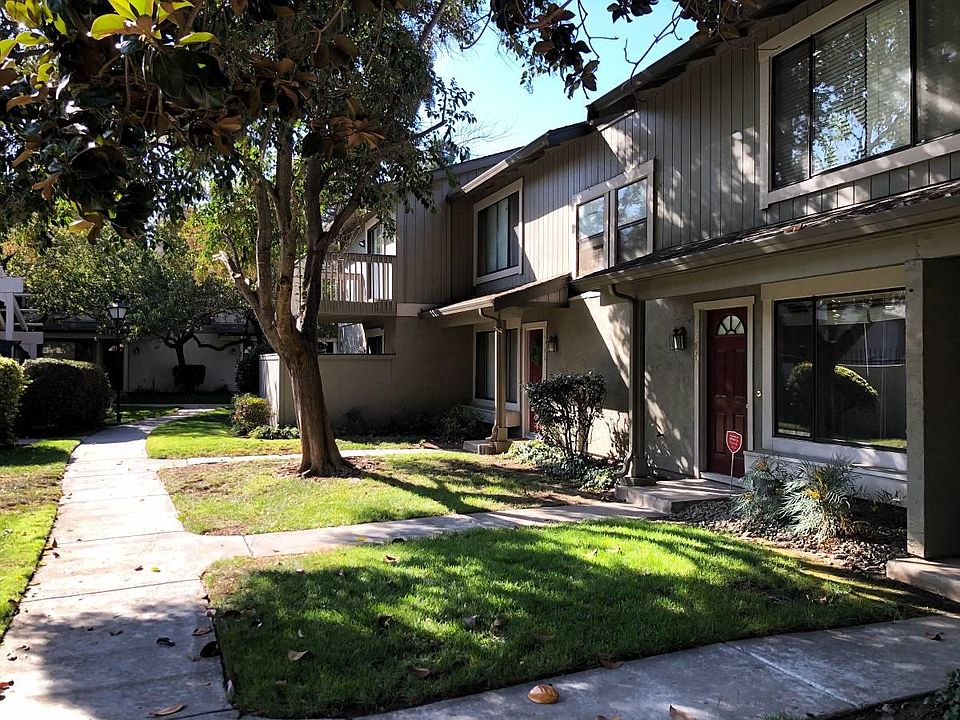 1st image of 4984 Grey Feather Cir