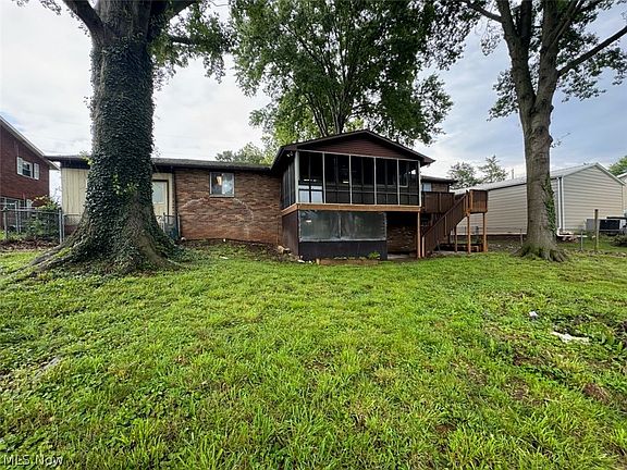 4th image of 1704 17th Ave
