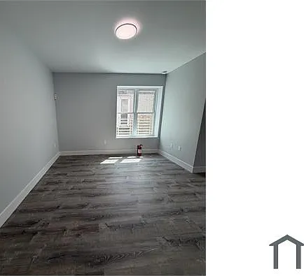 472 Herzl St #2R — Photo 8